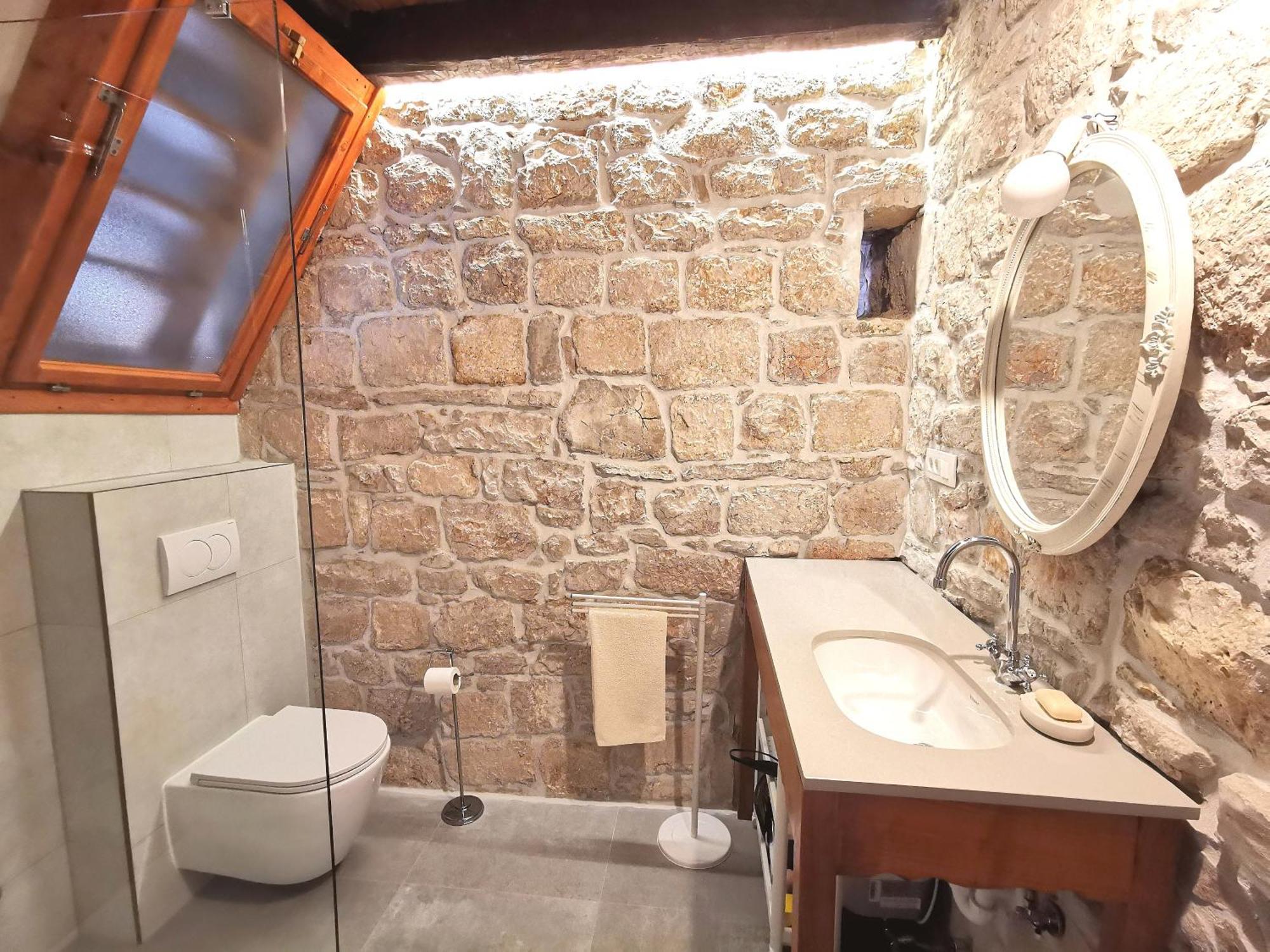 D House Authentic Zlarin House, Relaxing Courtyard And Terrace Exterior foto