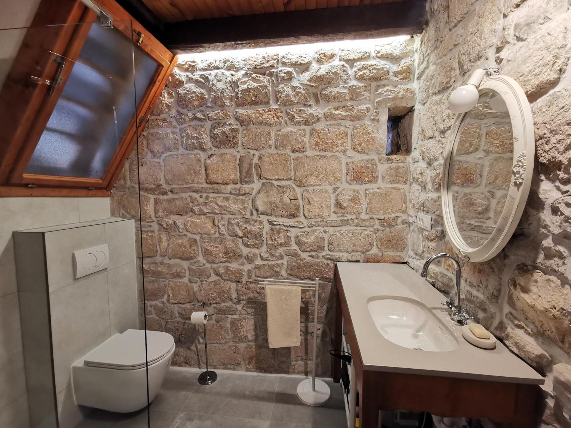 D House Authentic Zlarin House, Relaxing Courtyard And Terrace Exterior foto